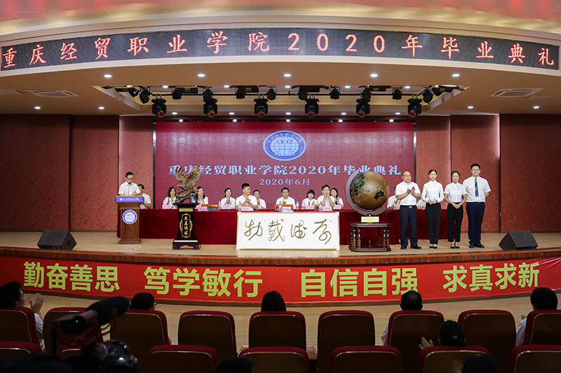 1592904889641049250.jpg IMG_0203.jpg