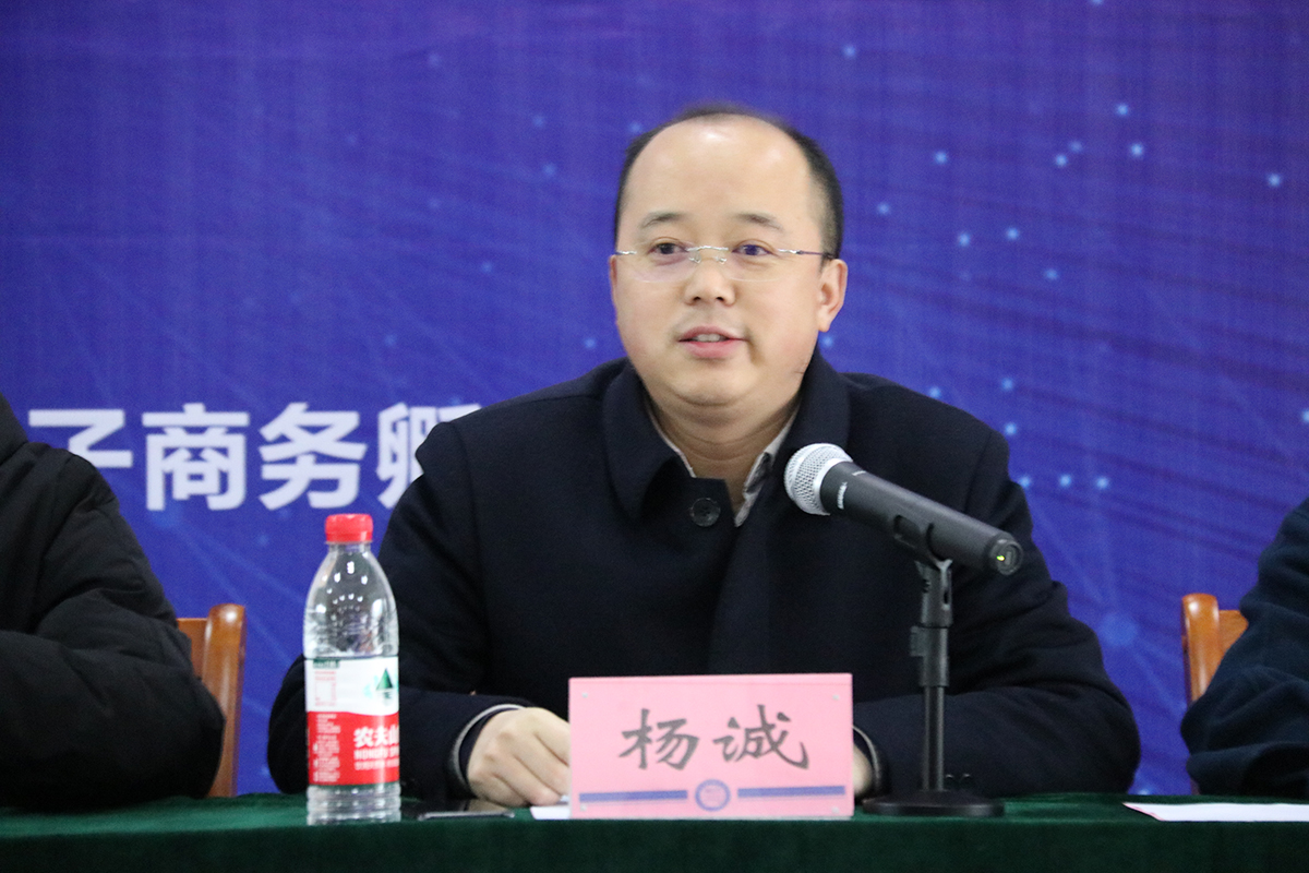 1609383816519052793.jpg IMG_2549.jpg