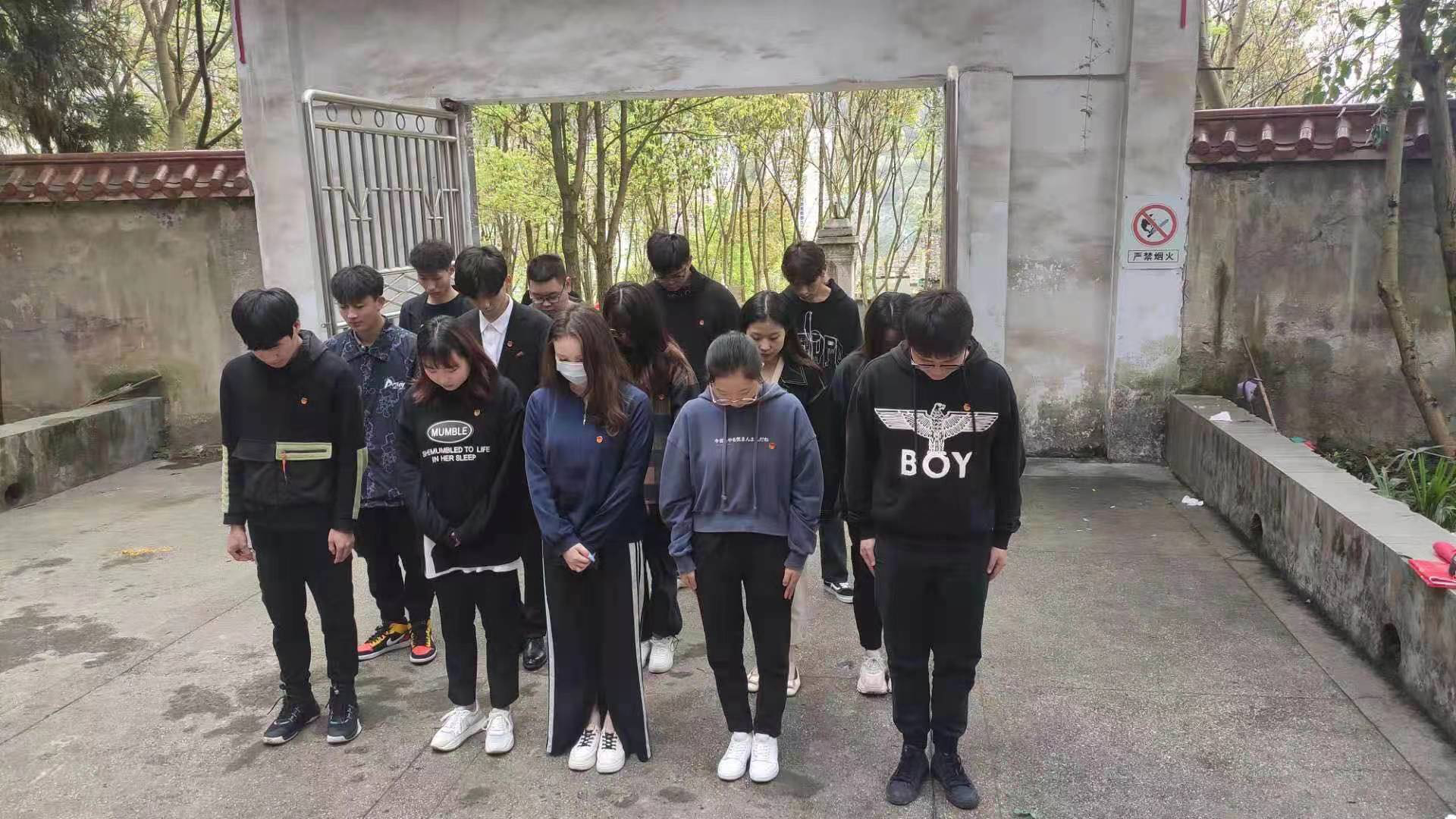 1617697809477053876.png 图片2.png