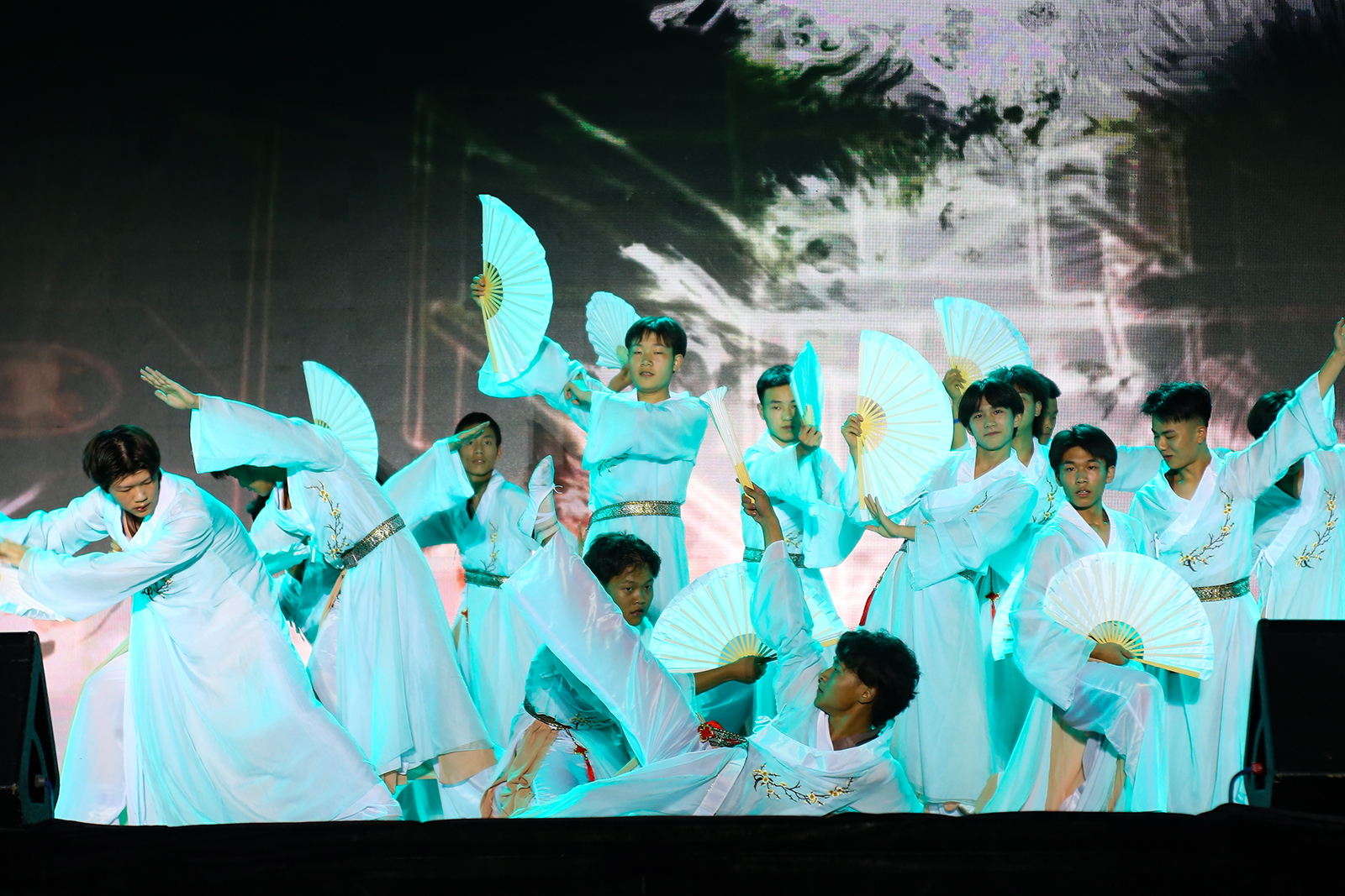 1624428746614027696.jpg IMG_6180.jpg