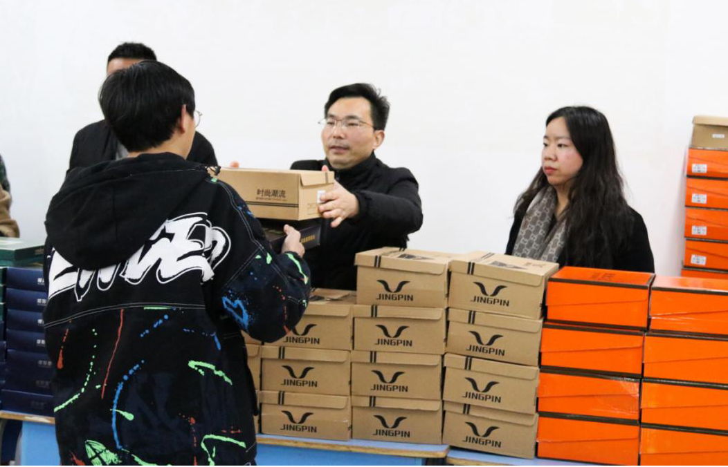 1640306849455063708.png 图片2.png