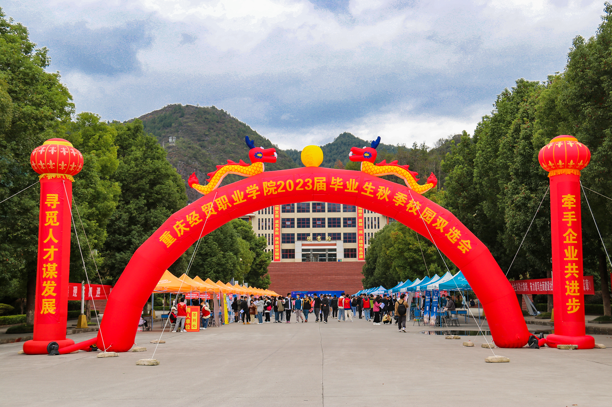 1667461774537077776.jpg IMG_1587.jpg