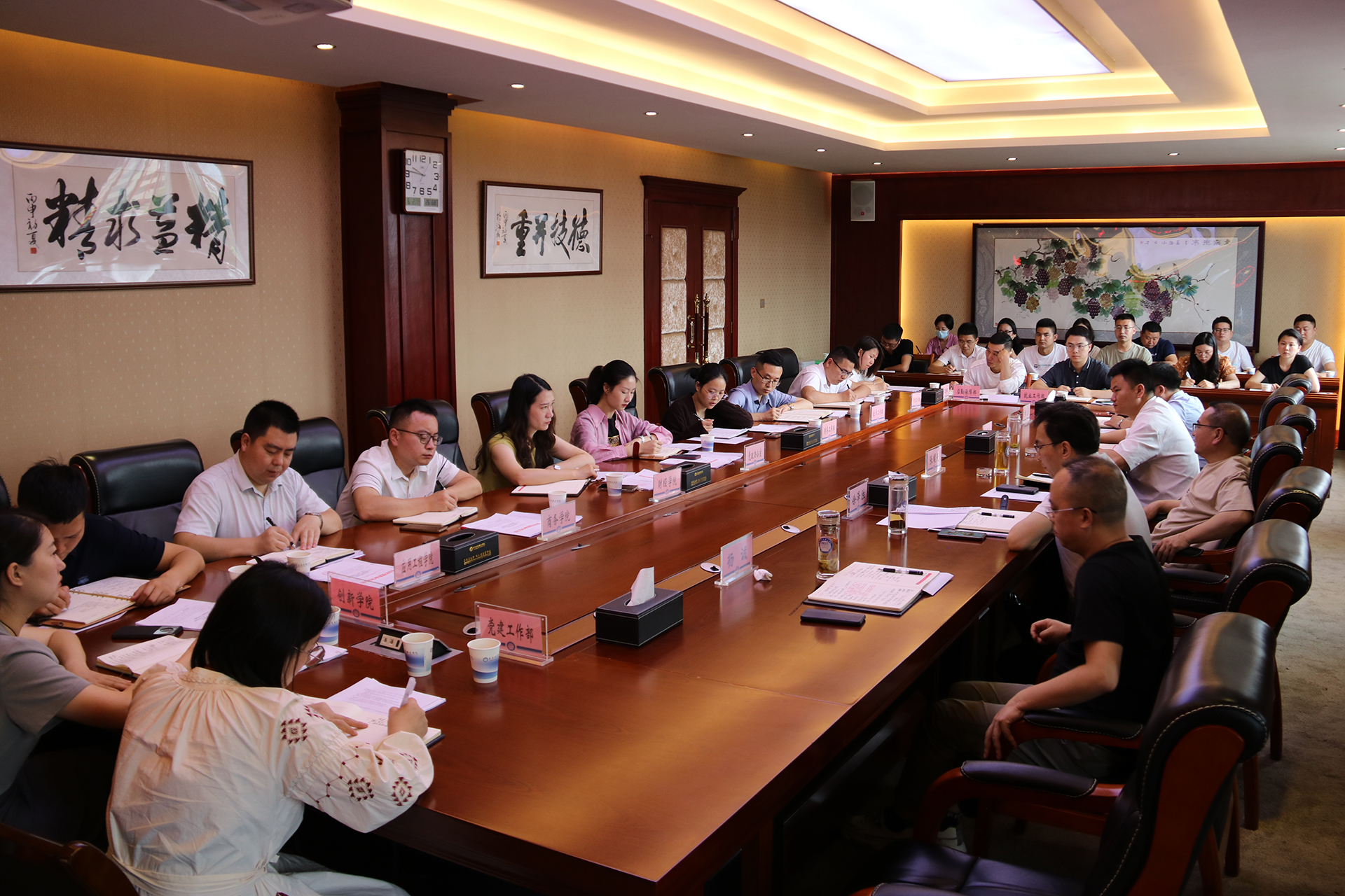 1686119375144057727.jpg IMG_8023.jpg