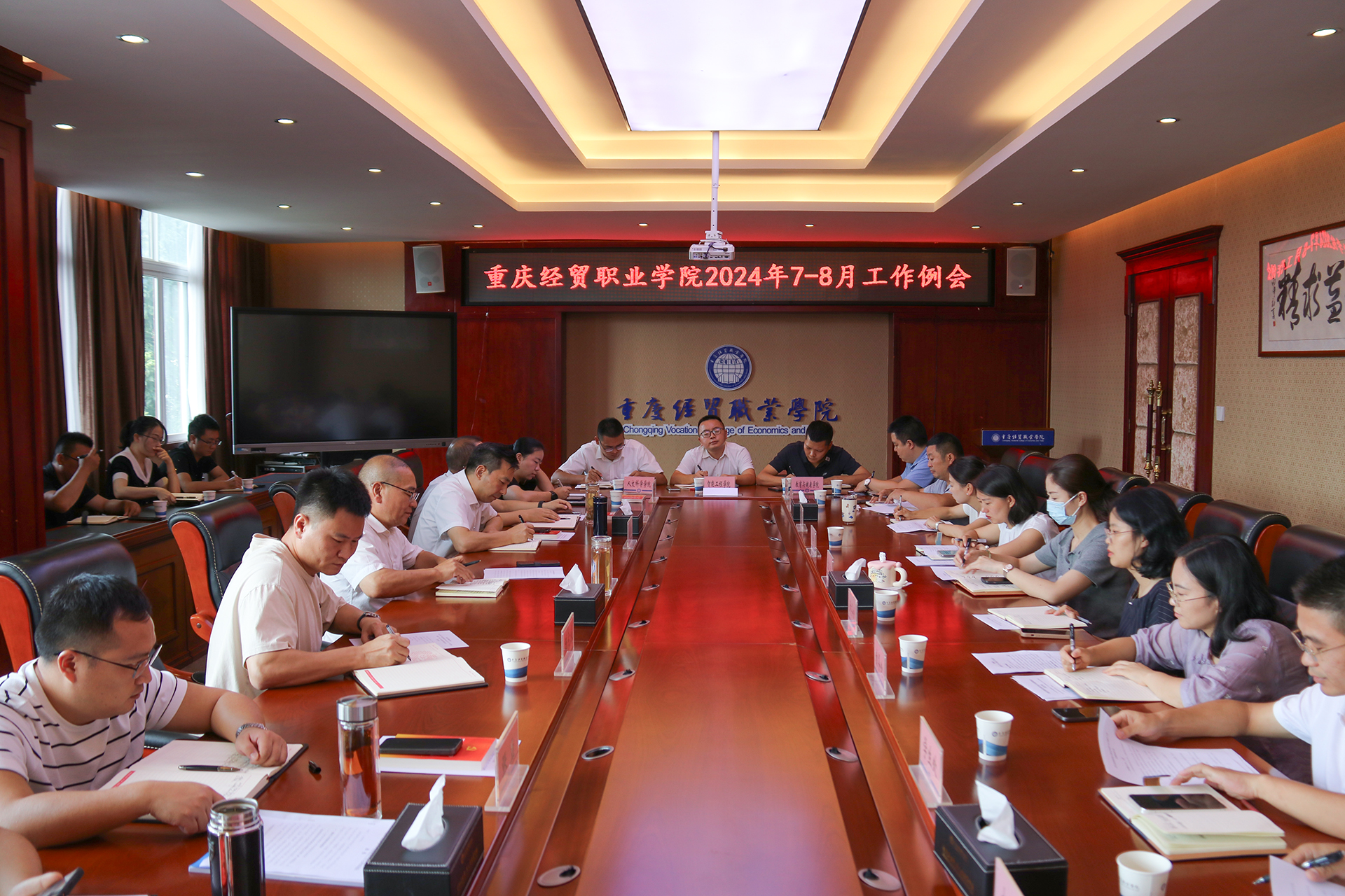 1725269492578075307.jpg IMG_8565.jpg