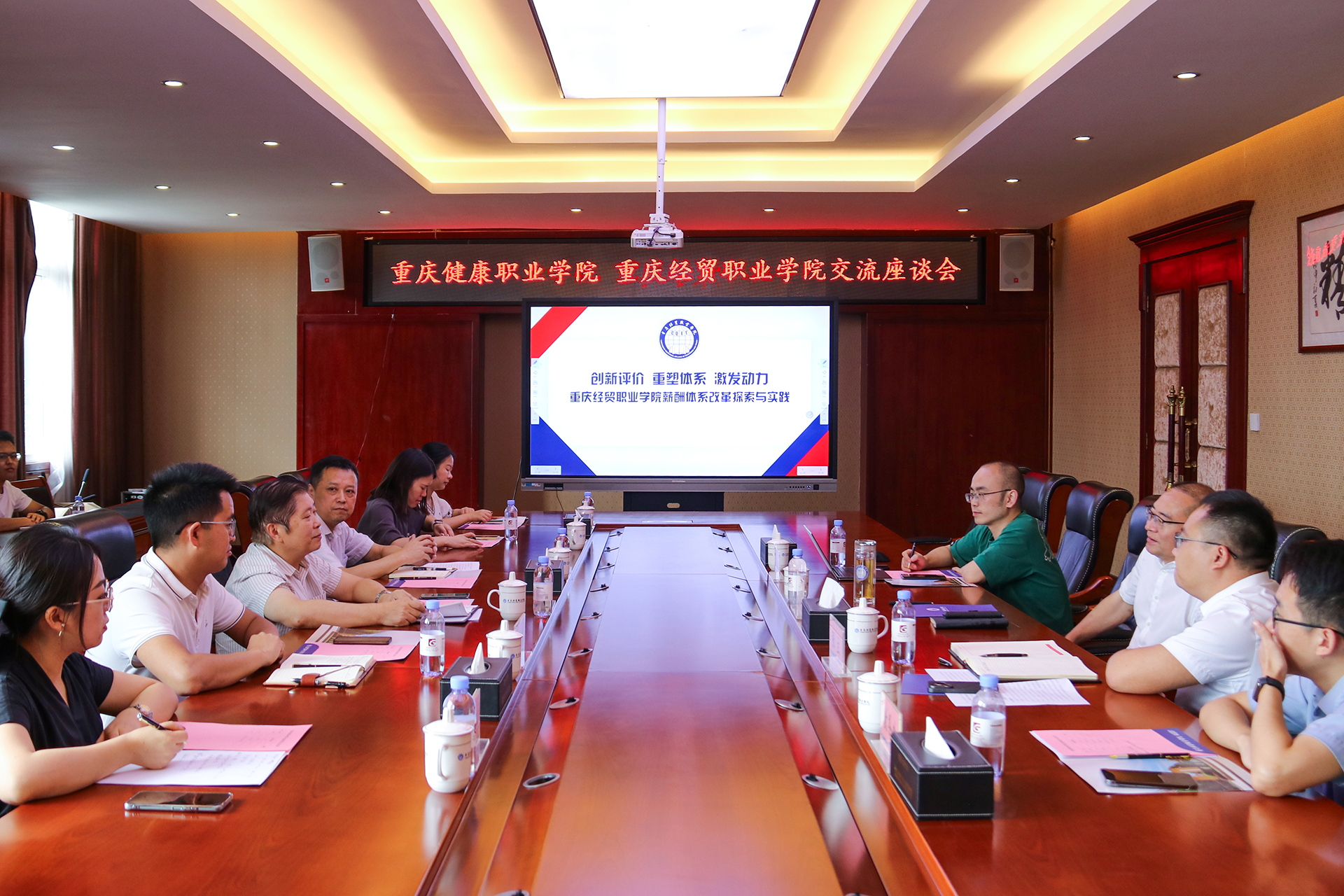 1727401681403006907.jpg IMG_9397.jpg