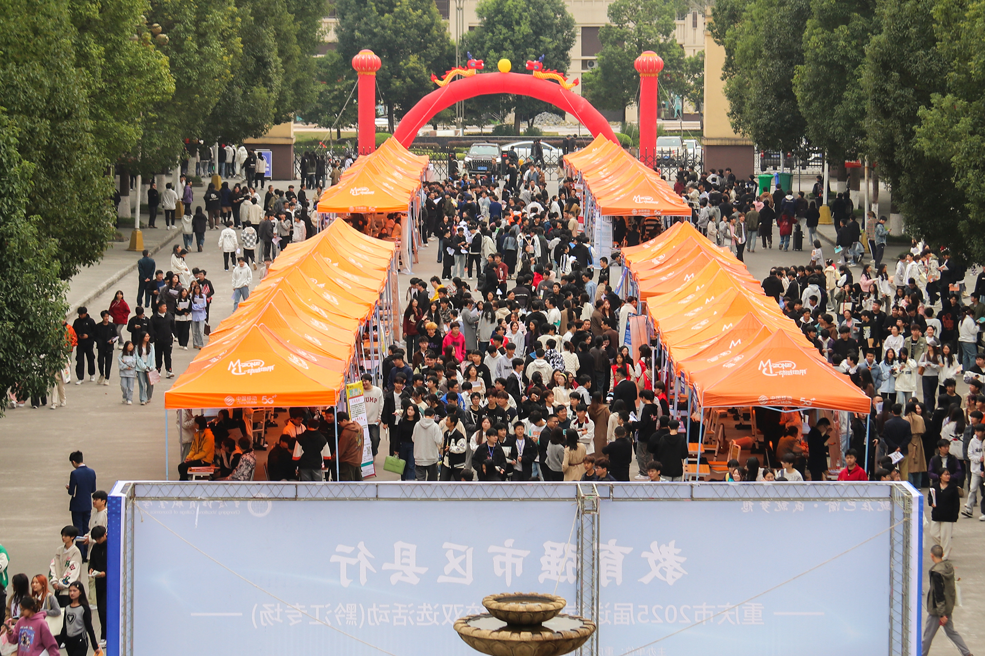 1730768302684040418.jpg IMG_9967.jpg