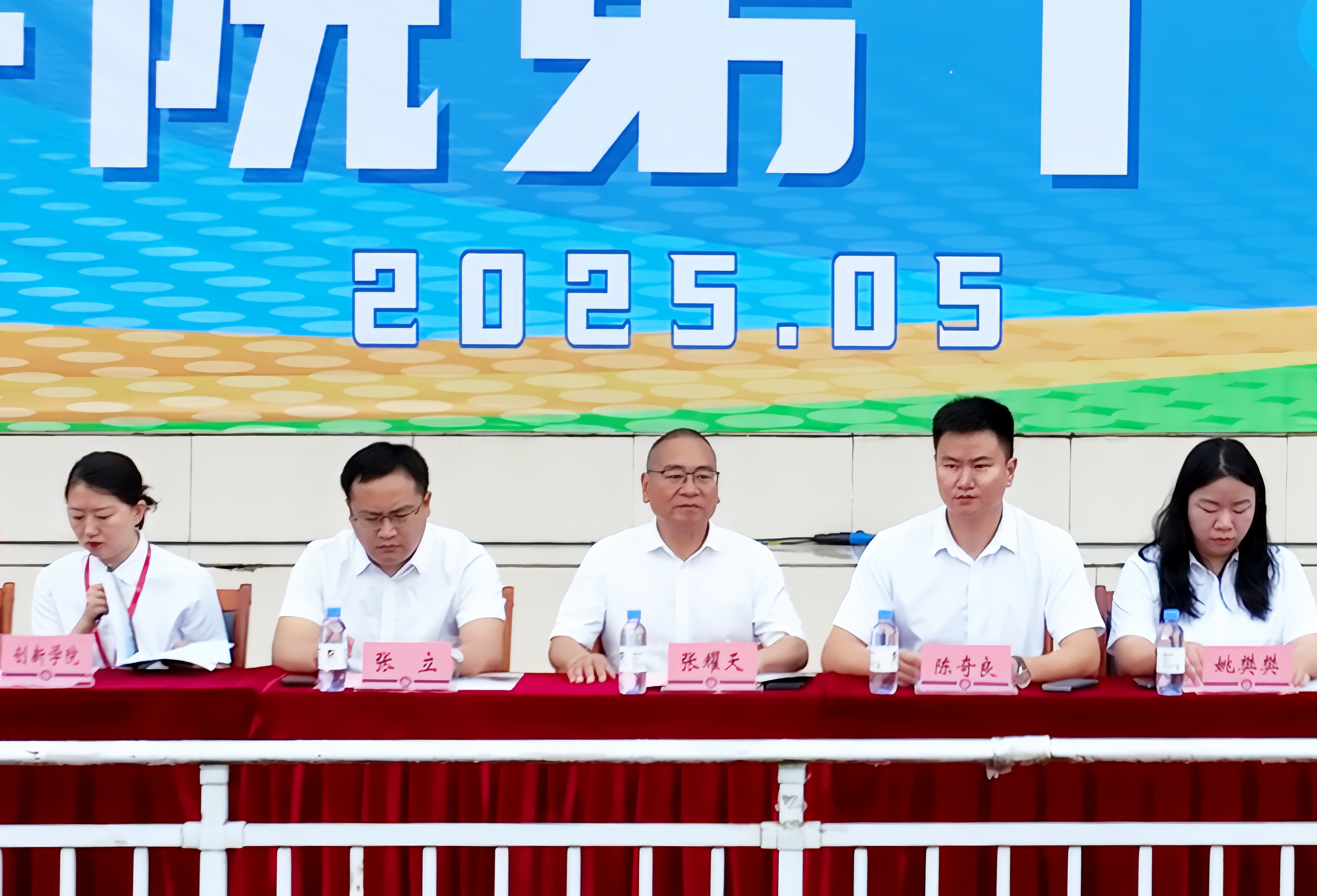 1748509482805000430.jpg 2.jpg