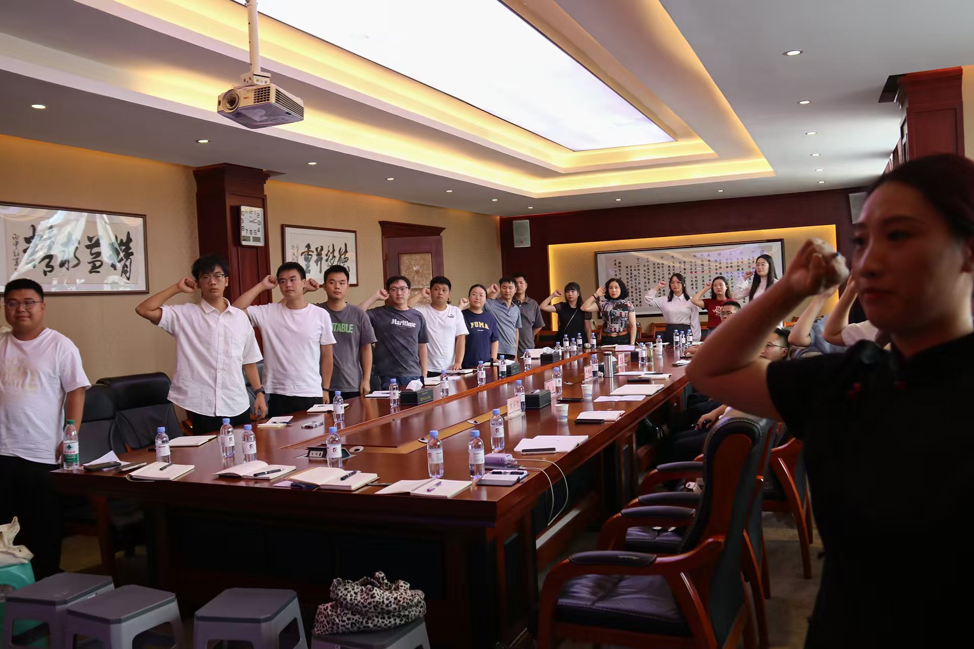 1757837787114031169.jpg 41040afc4dc54fe44f00d5f542d45c7f.jpg