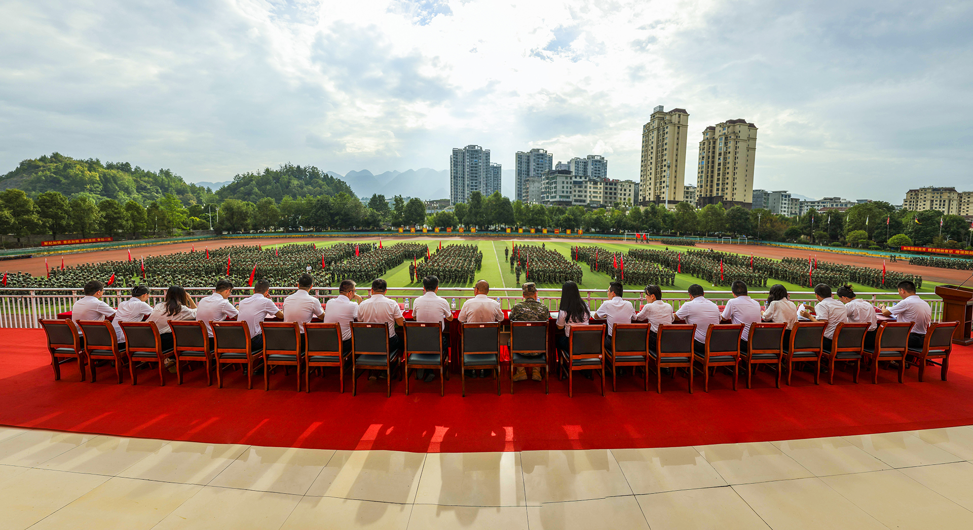 1759139989499092678.jpg 40943.jpg